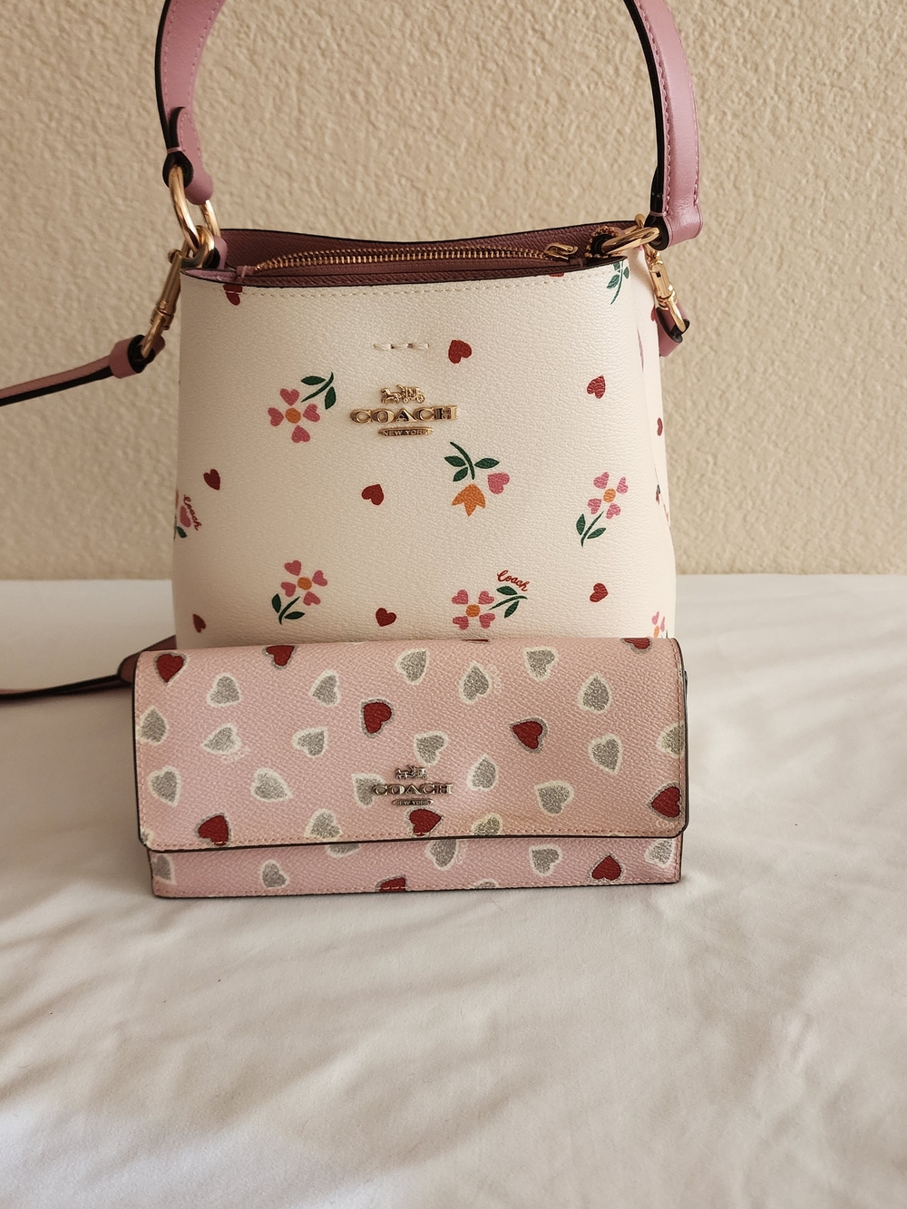 COACH Pink & Cream Floral Heart Crossbody Bag C7976 and Wallet Set